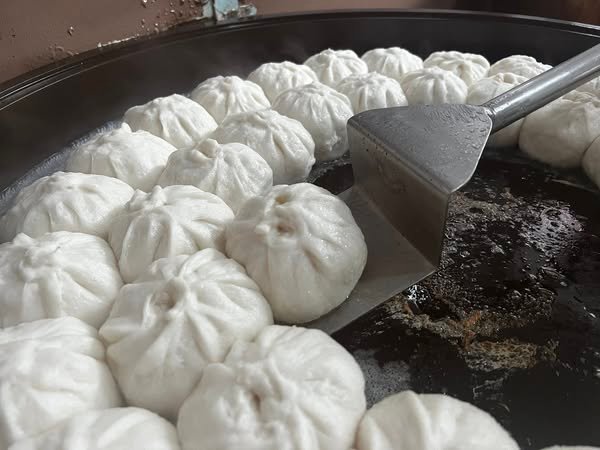 Weekend Acoustic Nights